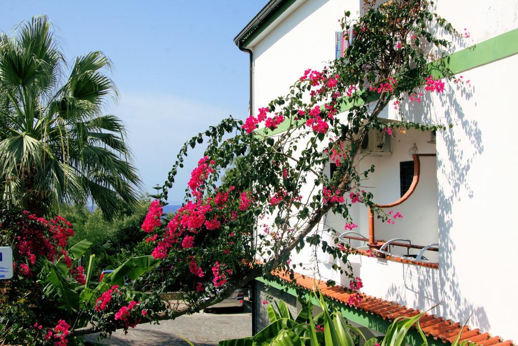Hotel Marinella Capo Vaticano Ngoại thất bức ảnh