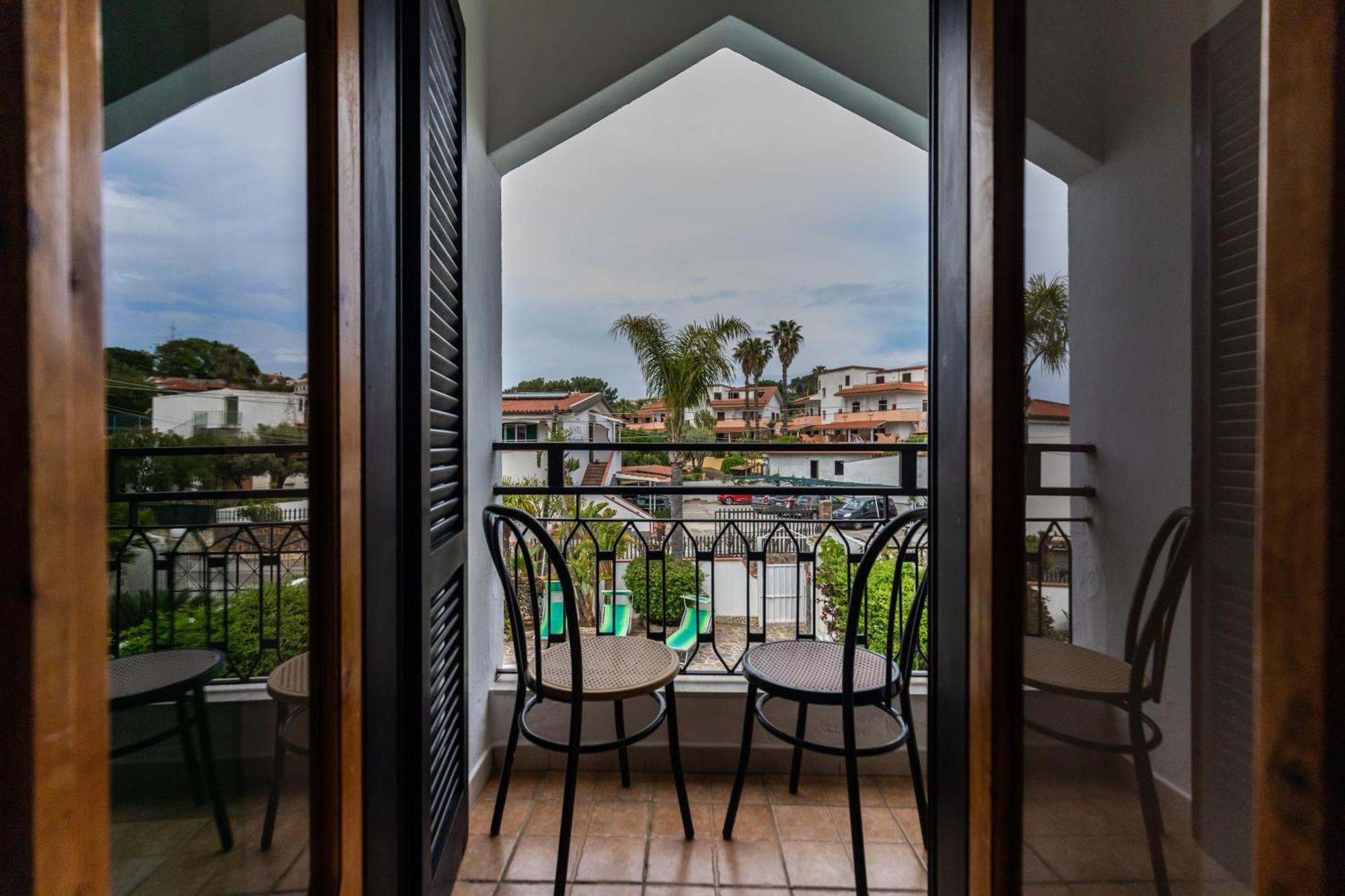 Hotel Marinella Capo Vaticano Ngoại thất bức ảnh