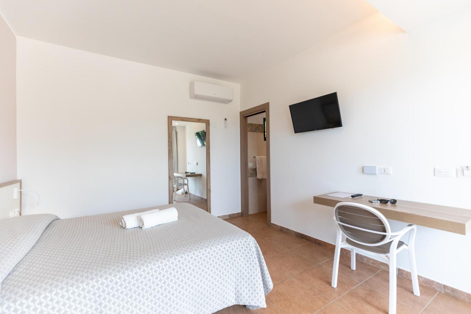 Hotel Marinella Capo Vaticano Ngoại thất bức ảnh