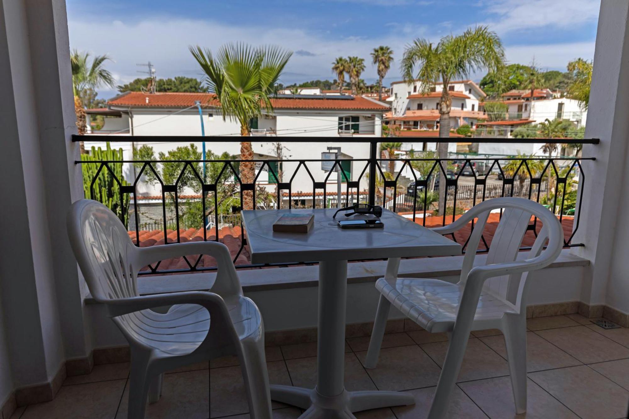 Hotel Marinella Capo Vaticano Ngoại thất bức ảnh