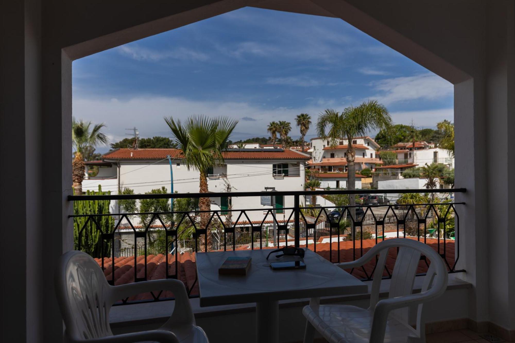 Hotel Marinella Capo Vaticano Ngoại thất bức ảnh